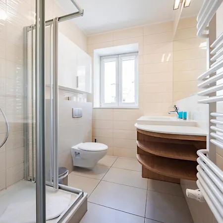 Comfort Kwartal Kamienic * غدانسك