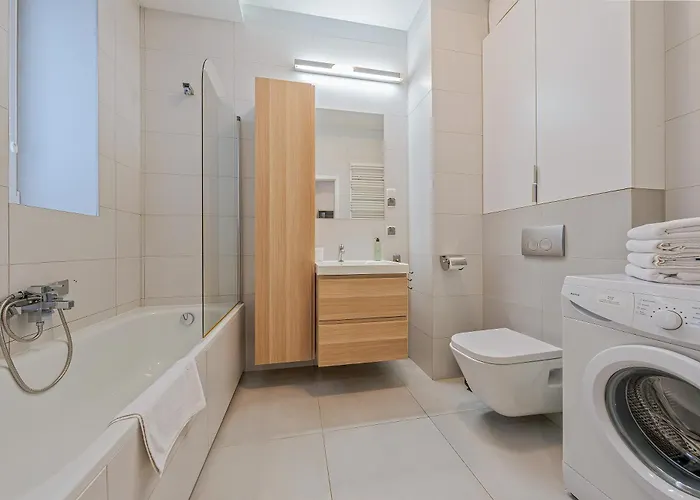 Comfort Kwartal Kamienic Apartamento Gdańsk